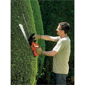 TAGLIASIEPI A BATTERIA BLACK & DECKER 18V LAMA 45CM in Giardinaggio