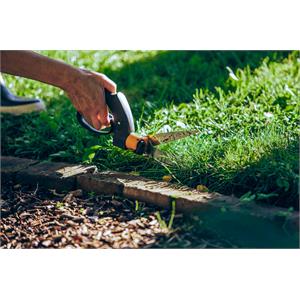 FORBICI PER ERBA MANUALI FISKARS CON LAME GIREVOLI SERVO-SYSTEM GS42 in Giardinaggio