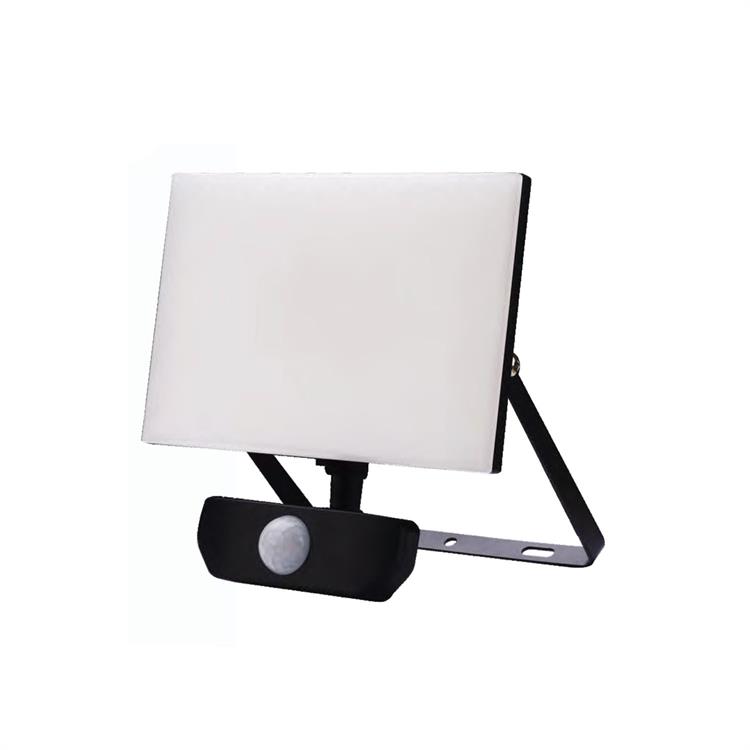 PROIETTORE LED PER ESTERNO TYNEE PC CON SENRORE DI MOVIMENTO - 50W - 4000 LUMEN